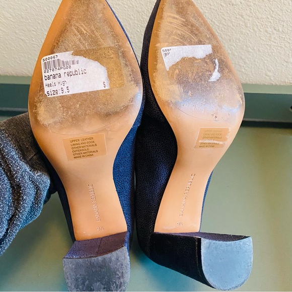Banana Republic Madison Block Heel Pump - Picture 10 of 11
